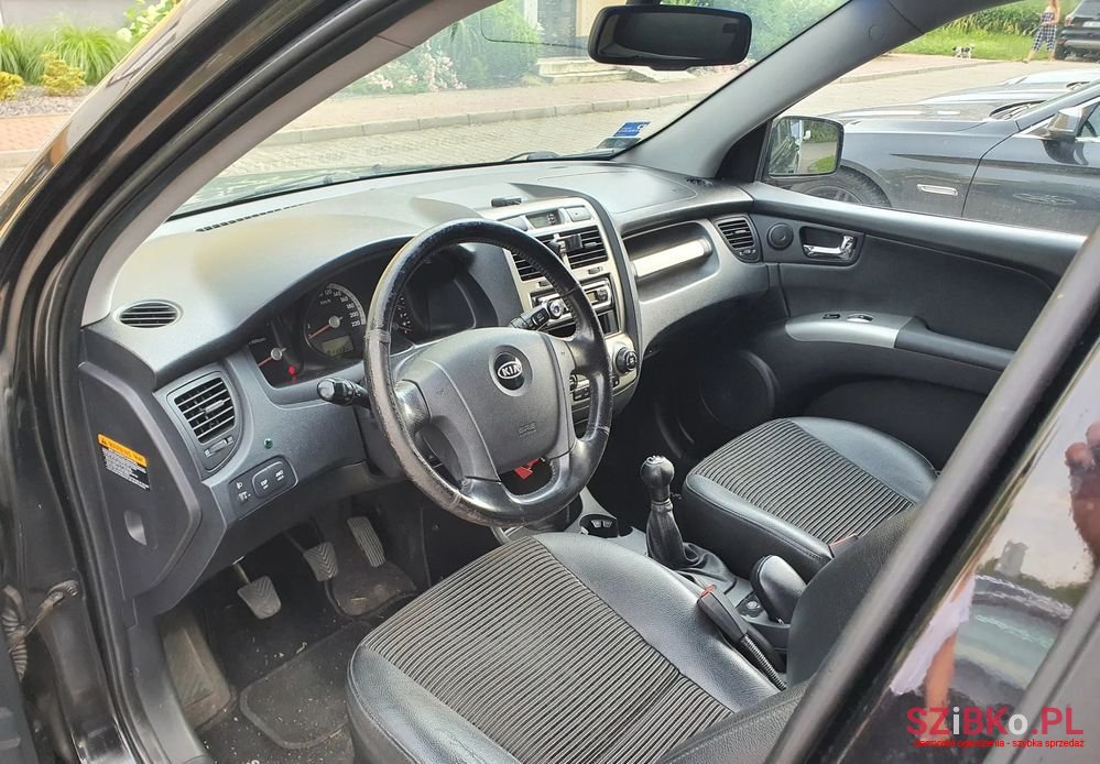 2005' Kia Sportage photo #4