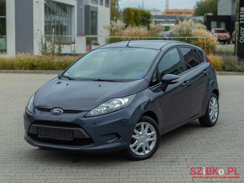 2012' Ford Fiesta 1.25 Ghia photo #2