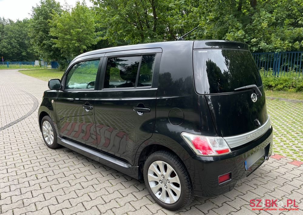 2009' Daihatsu Materia 1.3 photo #2