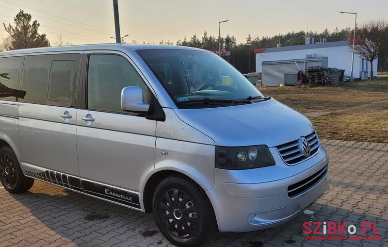 2005' Volkswagen Caravelle photo #5