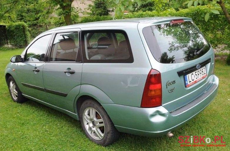 2000' Ford Focus photo #1