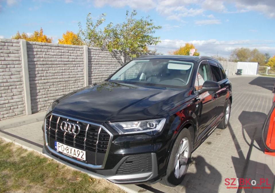 2022' Audi Q7 photo #1