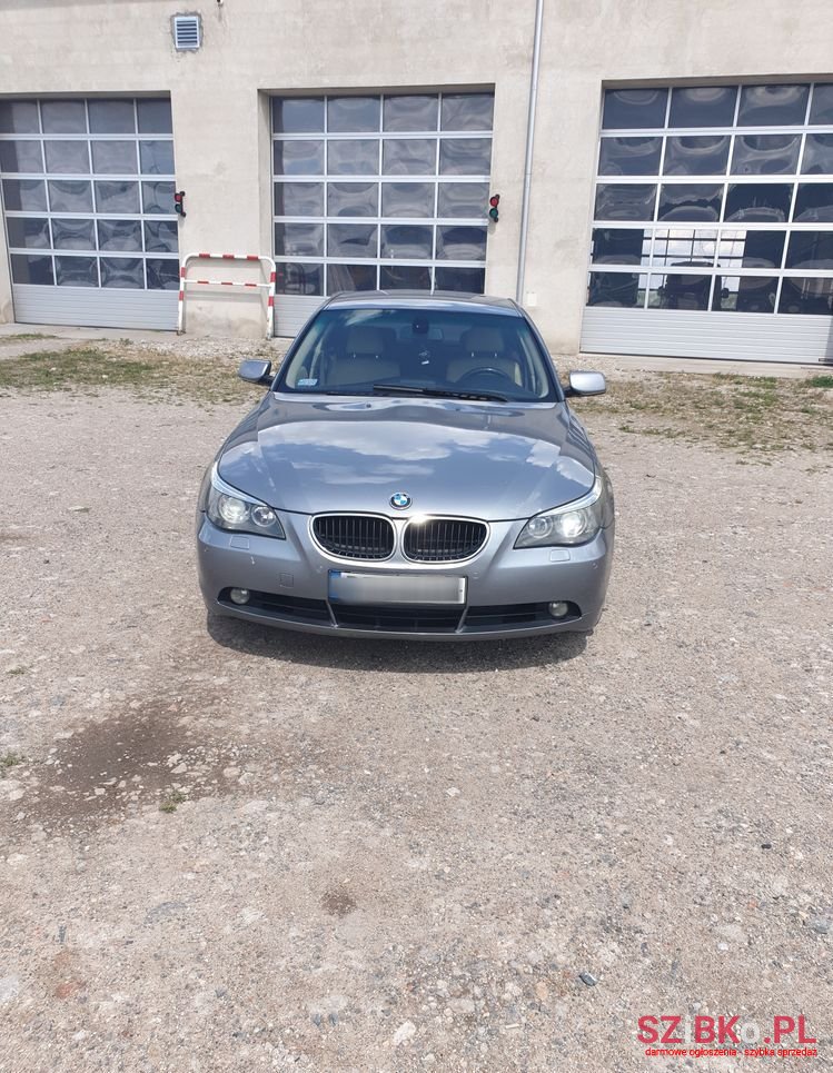 2004' BMW 5 Series photo #3