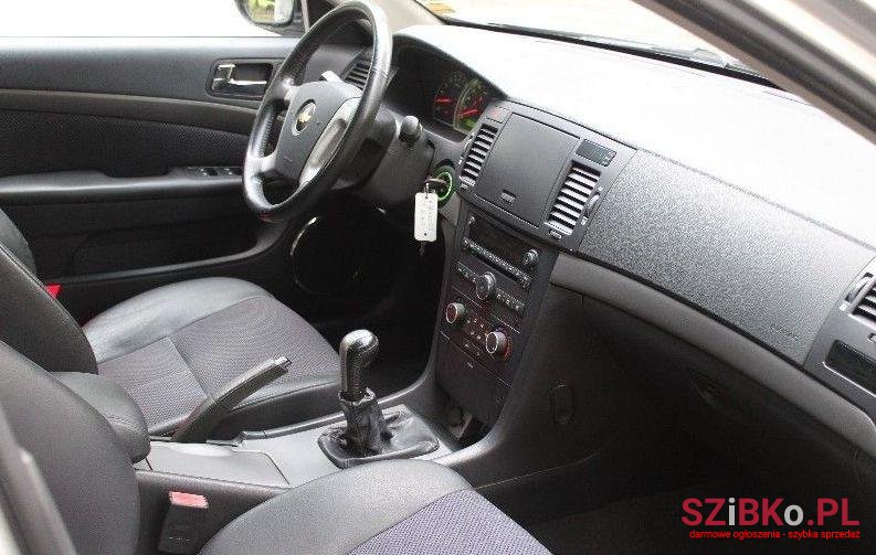 2006' Chevrolet Epica photo #2