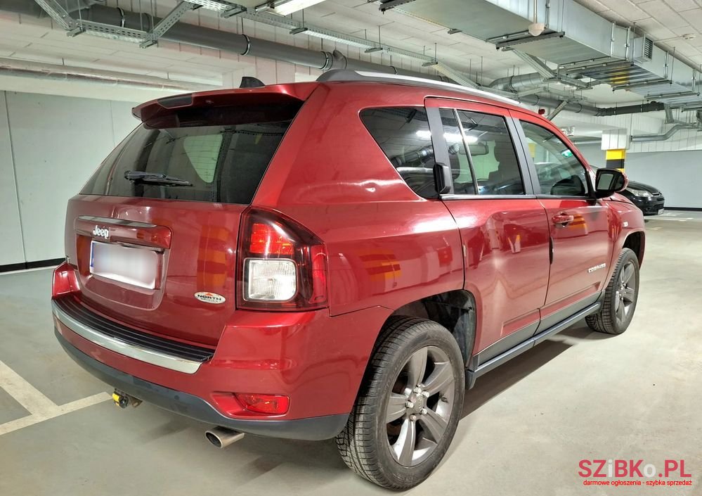 2015' Jeep Compass 2.0 4X2 North photo #4