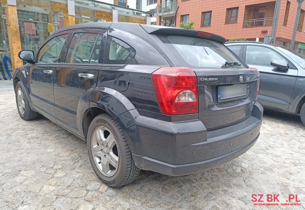2007' Dodge Caliber 2.0 Crd Sxt photo #2