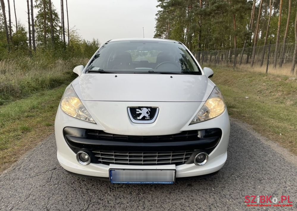 2009' Peugeot 207 photo #3