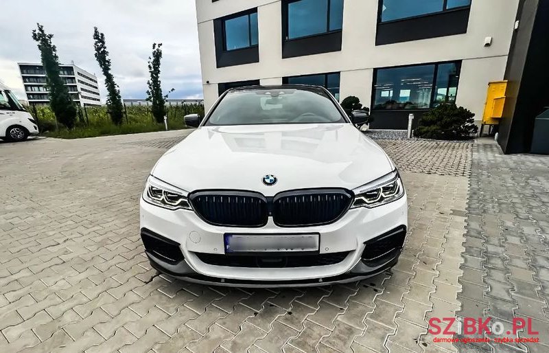 2018' BMW 5 Series photo #4