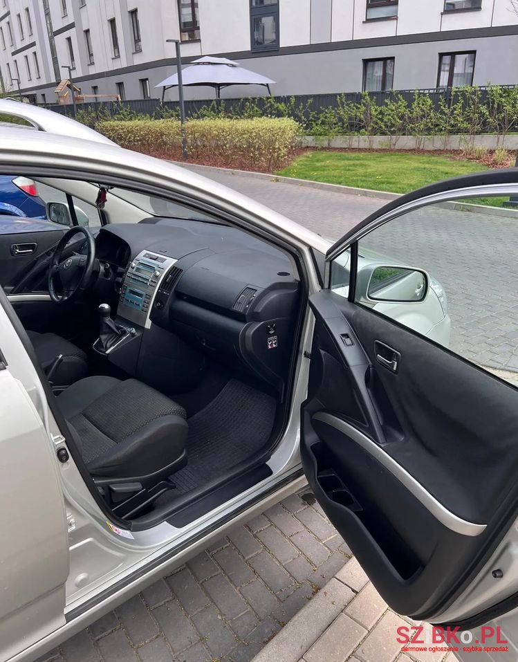 2008' Toyota Corolla Verso 1.8 Gold + photo #3