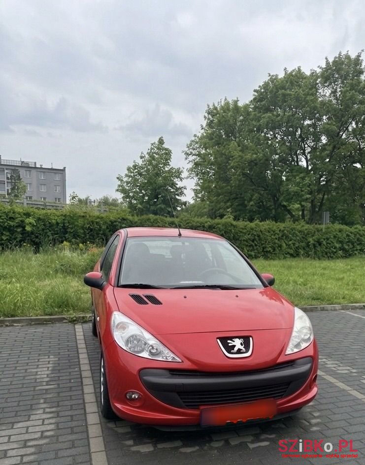 2010' Peugeot 206 Plus 75 photo #2