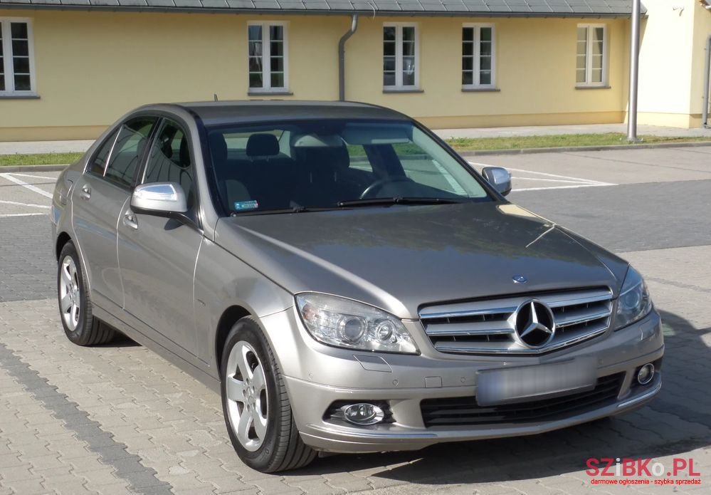 2007' Mercedes-Benz C-Class 220 Cdi Elegance photo #3