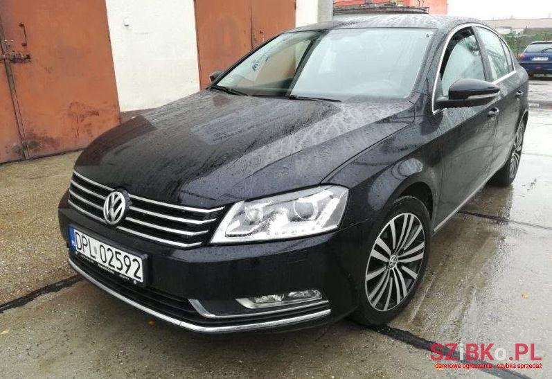 2014' Volkswagen Passat photo #1