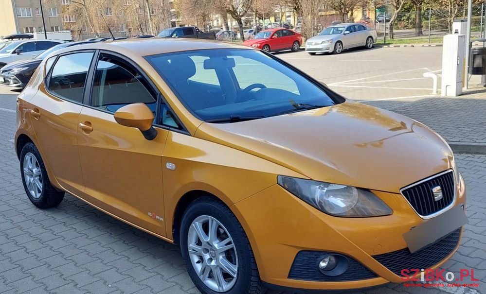 2011' SEAT Ibiza photo #1