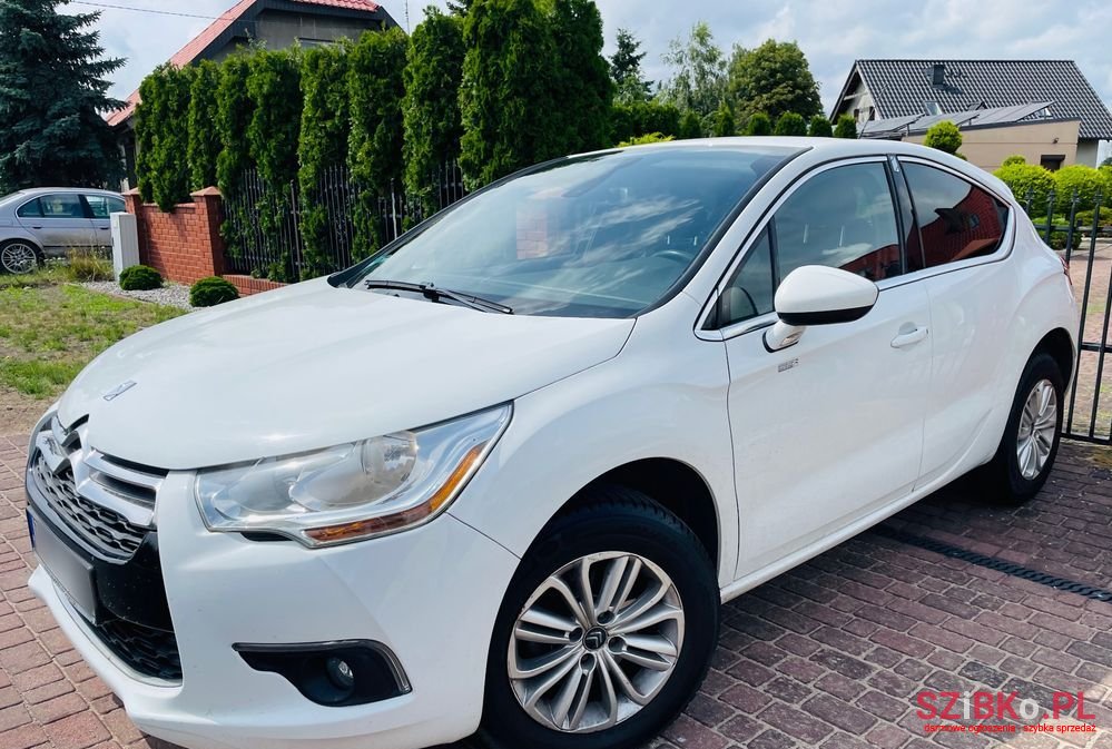 2014' Citroen DS4 Vti 120 Chic photo #5