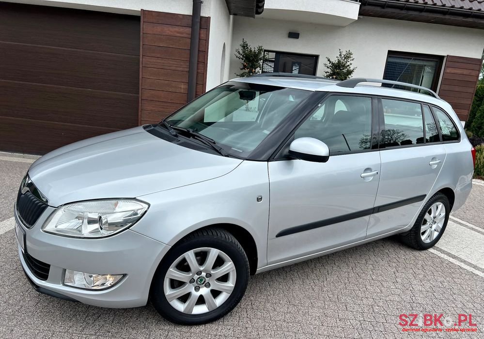 2010' Skoda Fabia photo #3