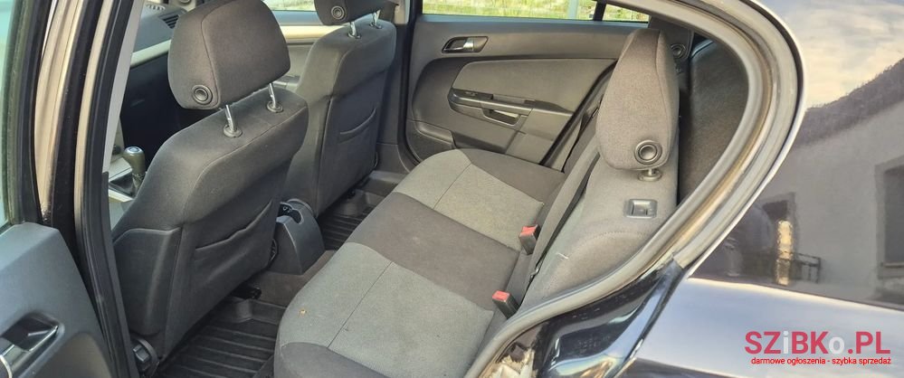 2007' Opel Astra photo #5