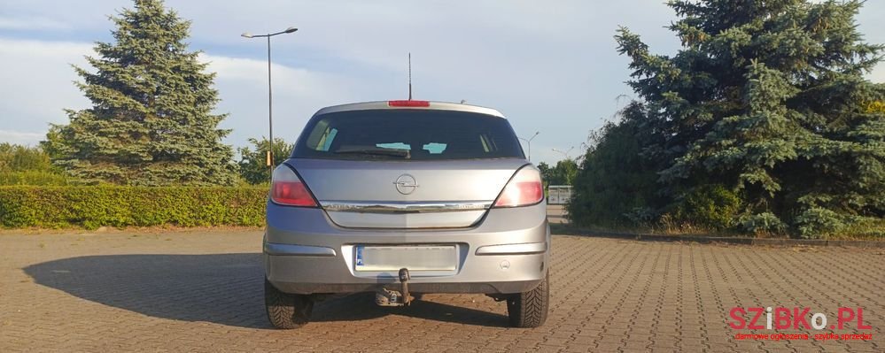 2006' Opel Astra Iii 1.6 Enjoy photo #2