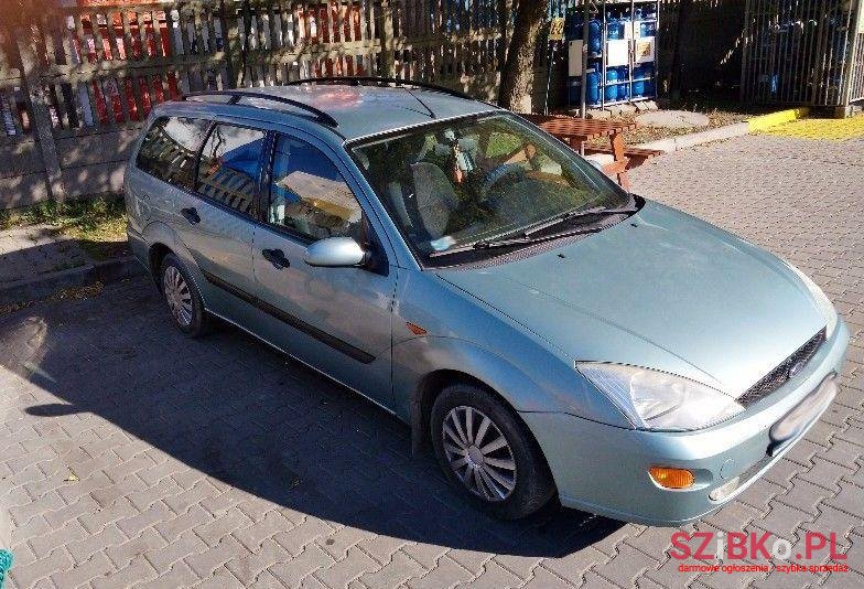 2000' Ford Focus photo #1