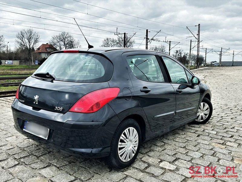 2010' Peugeot 308 1.6 Premium photo #3