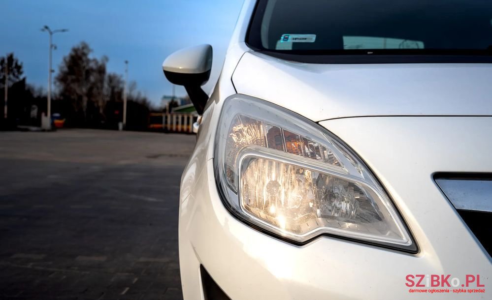 2012' Opel Meriva 1.4 T Essentia photo #4