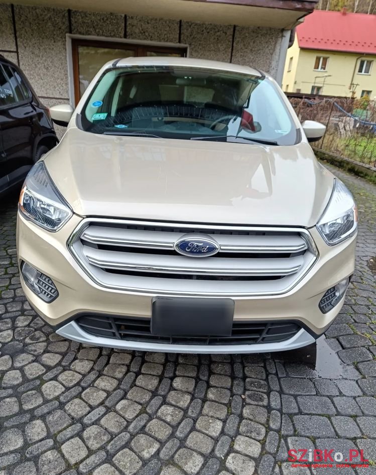 2017' Ford Kuga photo #2