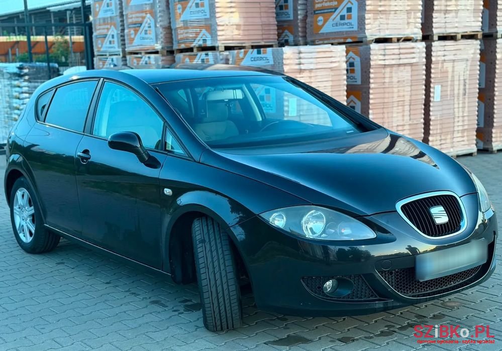 2006' SEAT Leon photo #4