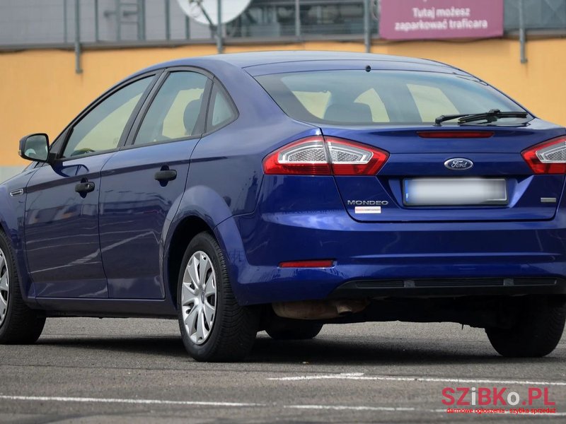 2014' Ford Mondeo photo #5