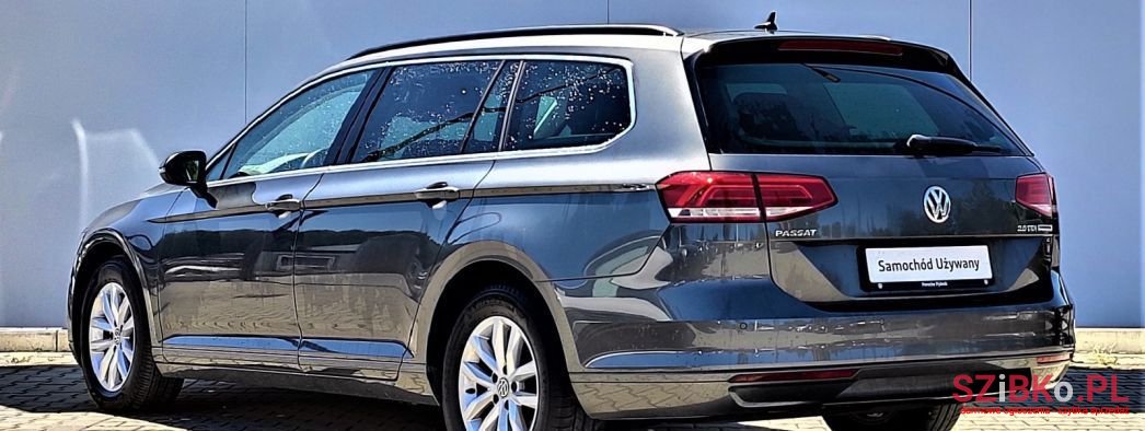 2016' Volkswagen Passat photo #1