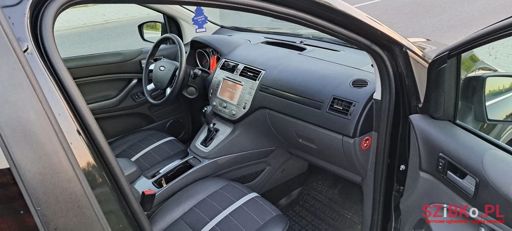 2011' Ford Kuga photo #5