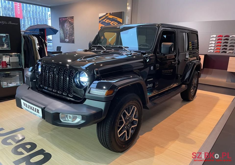 2022' Jeep Wrangler photo #1