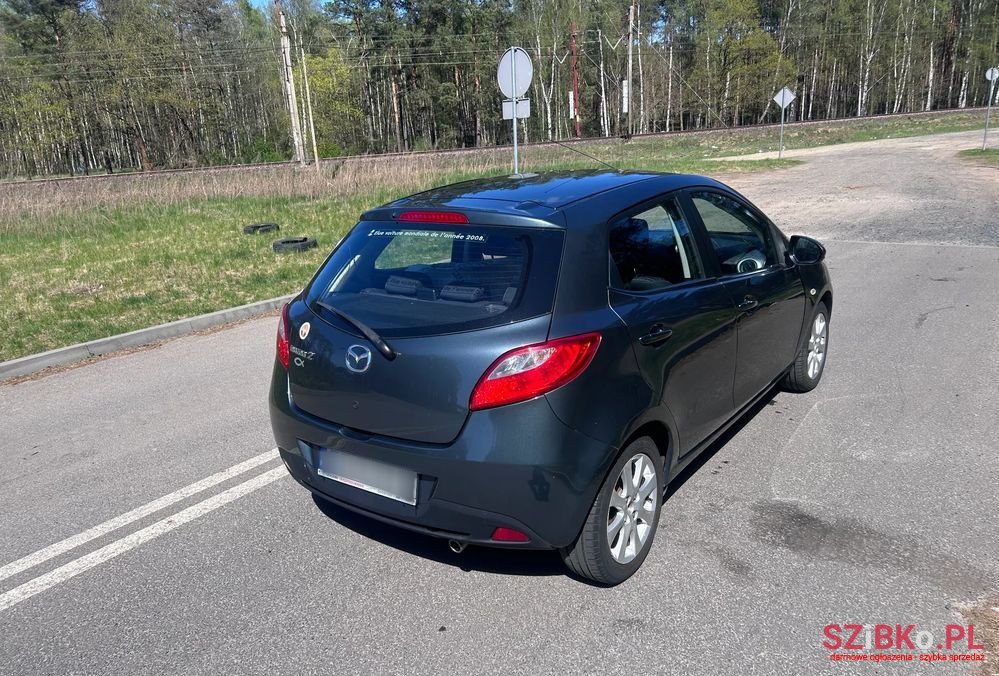 2009' Mazda 2 1.5 Sport photo #6