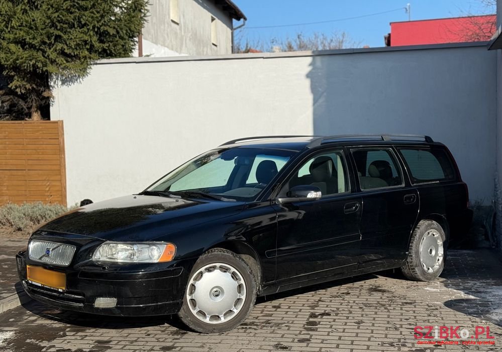 2007' Volvo V70 D5 Premium photo #2