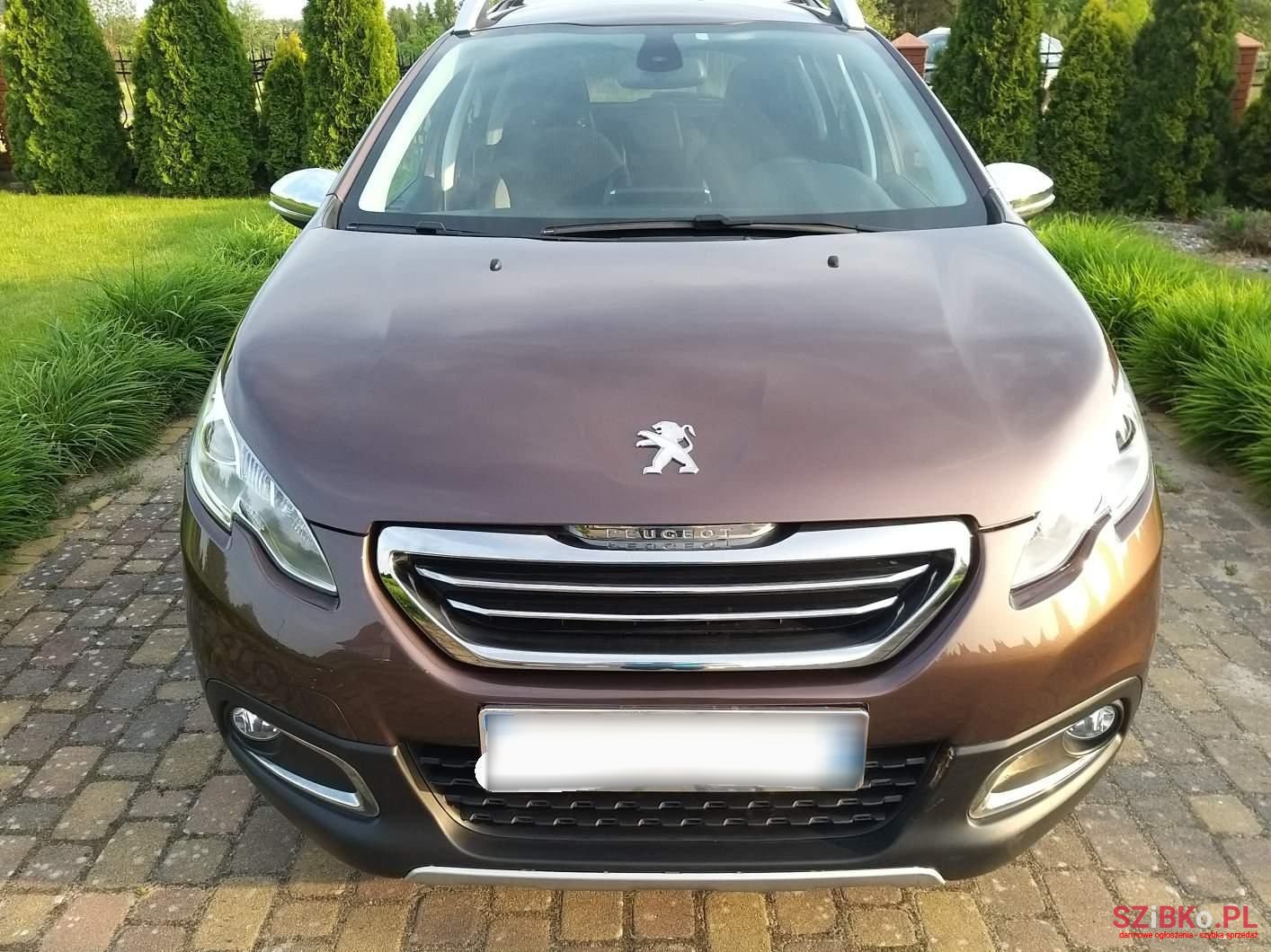 2015' Peugeot 2008 photo #6