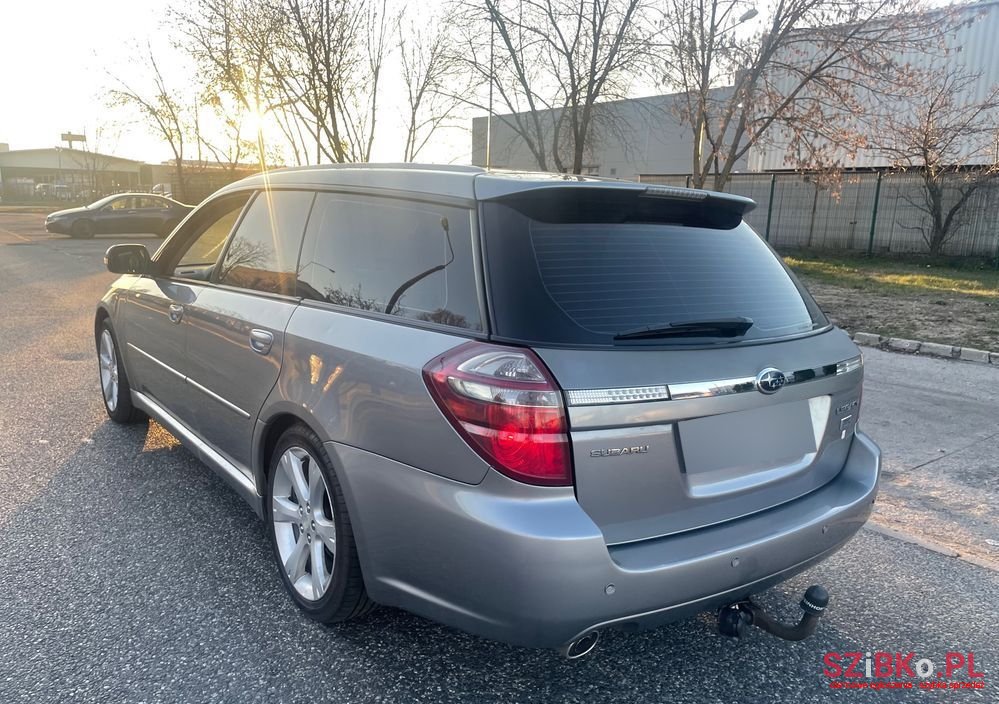 2008' Subaru Legacy photo #5