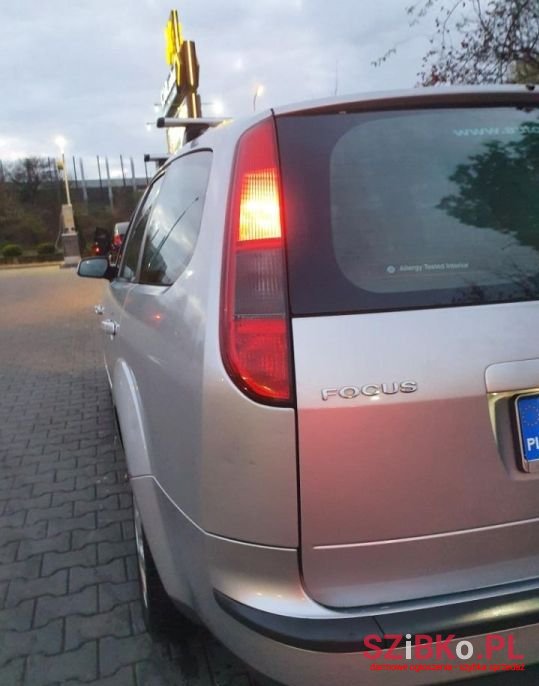 2007' Ford Focus photo #4