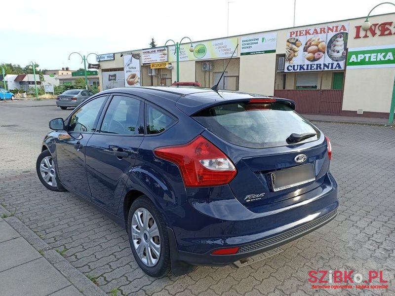 2011' Ford Focus 1.6 Tdci Trend photo #4
