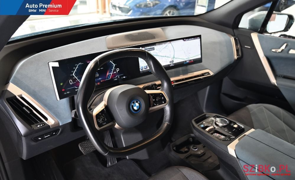 2023' BMW iX Xdrive40 photo #3