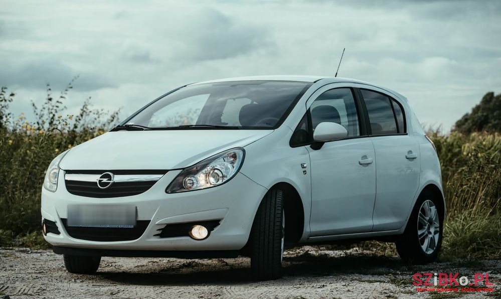 2010' Opel Corsa photo #2