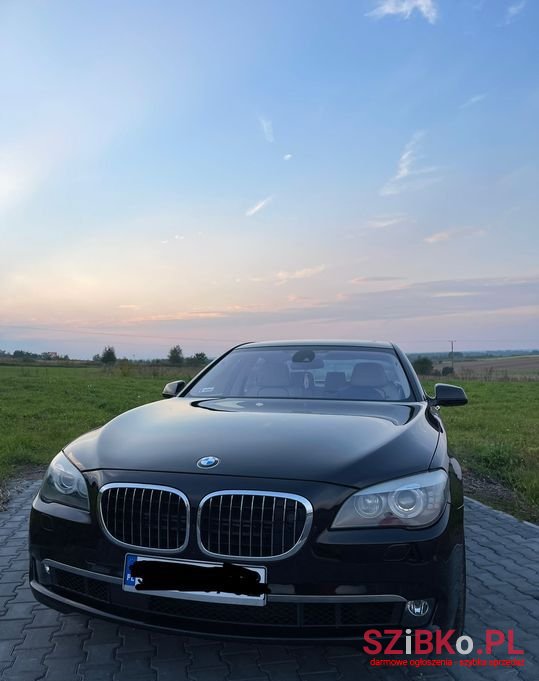 2011' BMW Seria 7 photo #3
