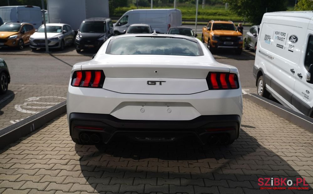 2024' Ford Mustang photo #5