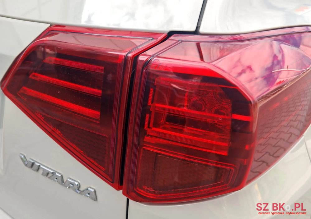 2019' Suzuki Vitara photo #4