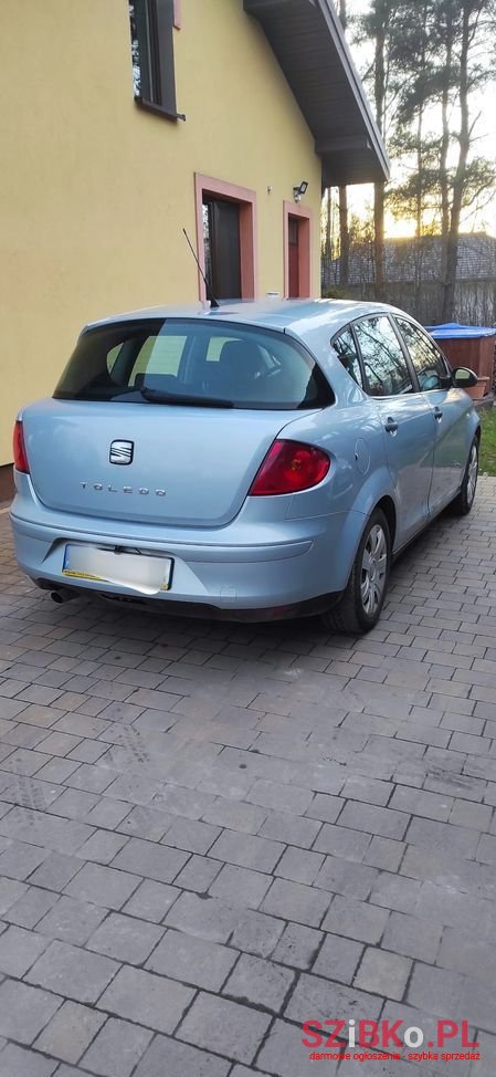 2006' SEAT Toledo photo #2