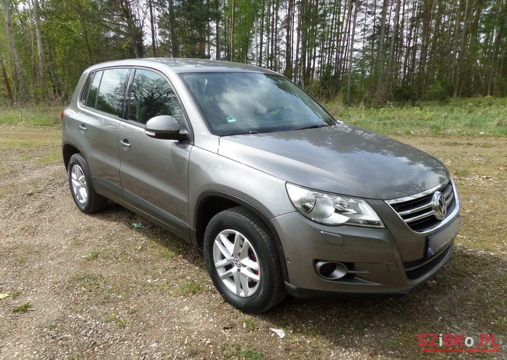 2009' Volkswagen Tiguan photo #1