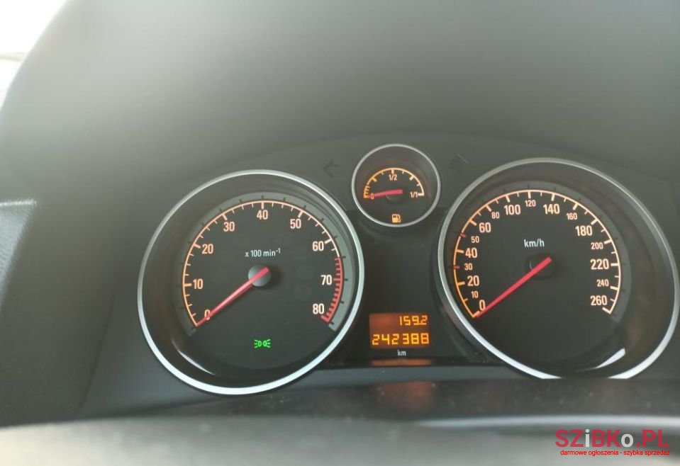 2006' Opel Astra photo #5