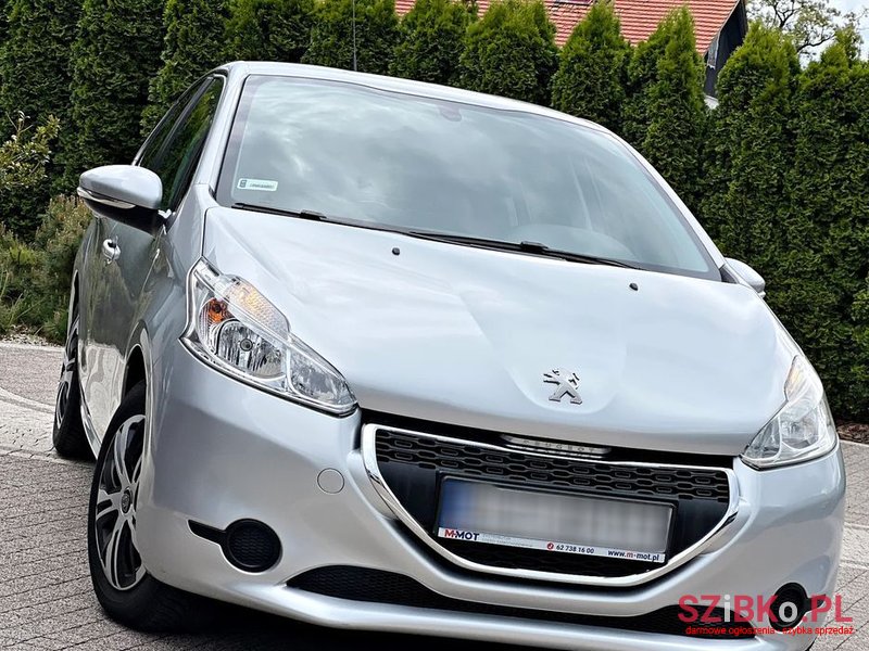 2012' Peugeot 208 1.4 Hdi Active Pack photo #6