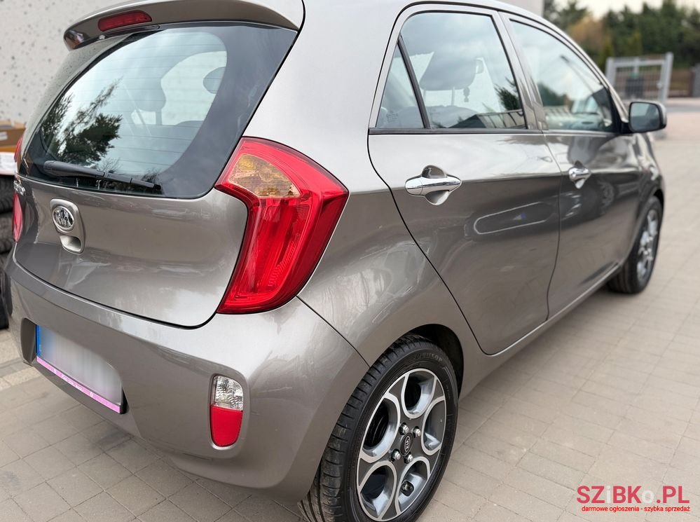 2011' Kia Picanto photo #3