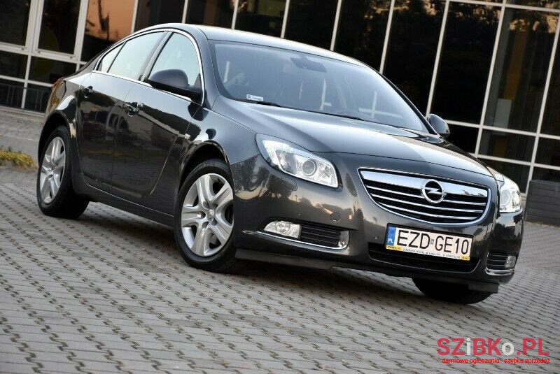 2009' Opel Insignia photo #2