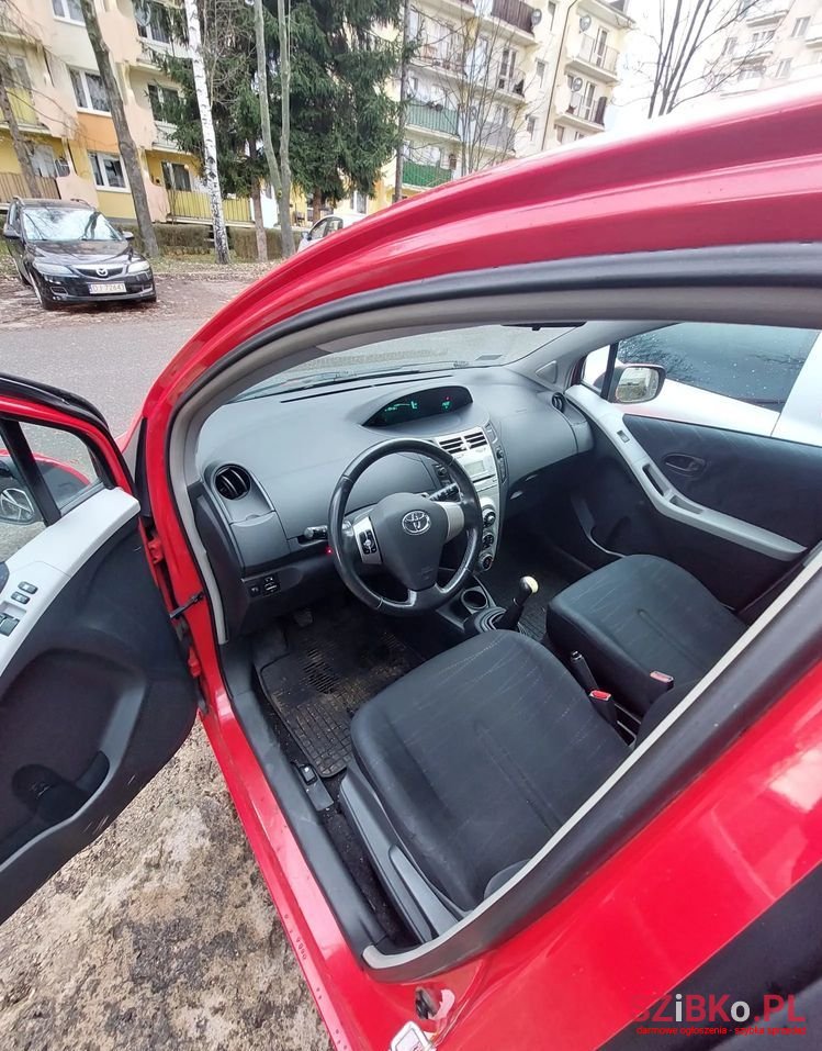 2007' Toyota Yaris photo #6