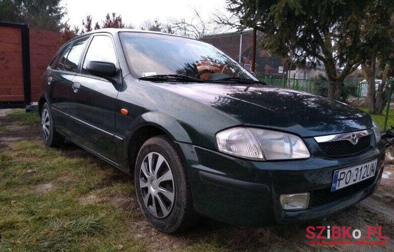 2000' Mazda 323 photo #3