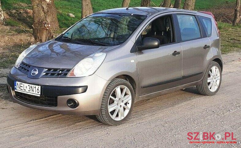 2006' Nissan Note photo #1